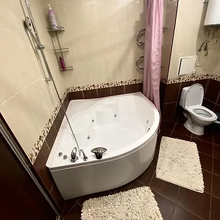 On Nezalezhnosti 44 *